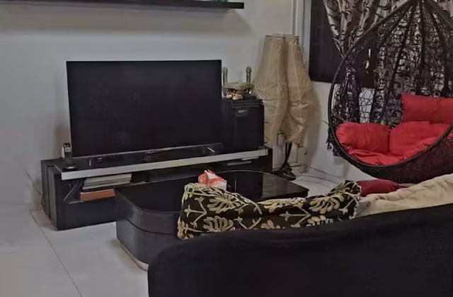 房屋出售 • 新加坡河 • 965 Hougang Avenue 9 • S$600000 • 4房(3臥室) • 140ft² / 13m²