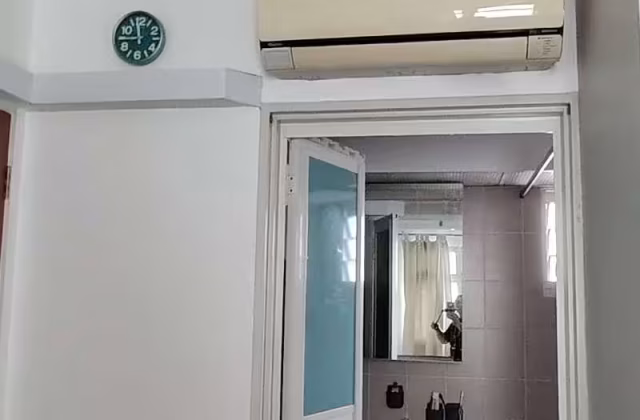 整套出租 • 碧山 • 180A Rivervale Crescent • S$3000 • 3房(2臥室) • 721ft² / 66m²