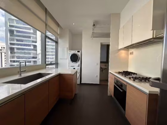 整套出租 • 登加 •  Nouvel 18 • S$21800 • 共管公寓 • 3337ft² / 310m² 照片