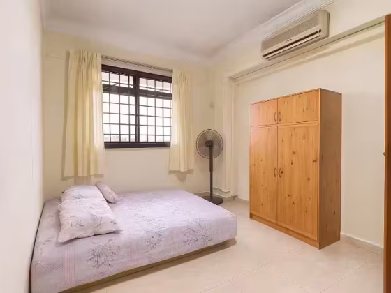 房屋出售 • 后港 • 405 Admiralty Link • S$528000 • 3房(2臥室) • 969ft² / 90m² 照片