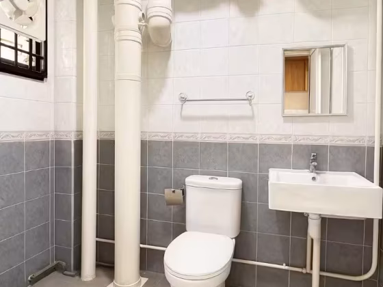 房屋出售 • 后港 • 405 Admiralty Link • S$528000 • 3房(2臥室) • 969ft² / 90m² 照片