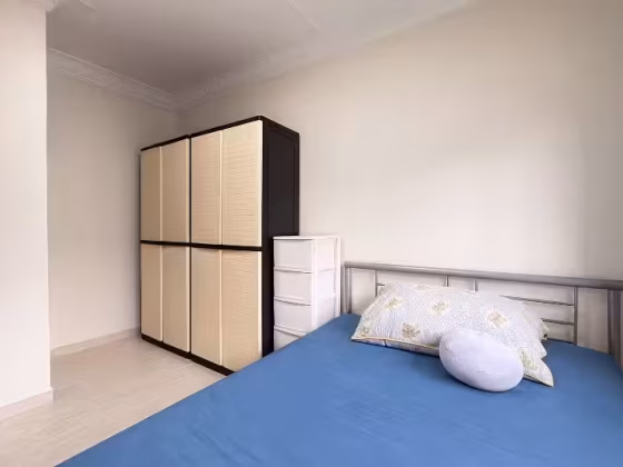 房屋出售 • 后港 • 405 Admiralty Link • S$528000 • 3房(2臥室) • 969ft² / 90m² 照片