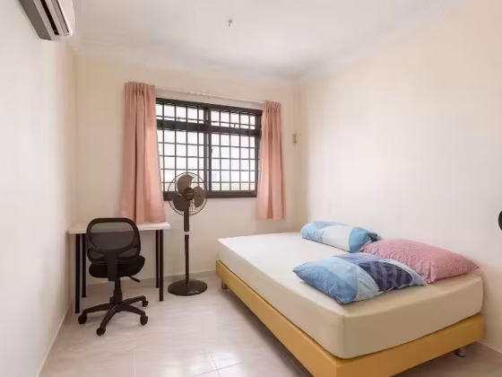 房屋出售 • 后港 • 405 Admiralty Link • S$528000 • 3房(2臥室) • 969ft² / 90m² 照片