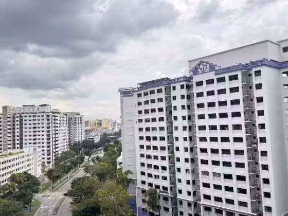 房屋出售 • 后港 • 405 Admiralty Link • S$528000 • 3房(2臥室) • 969ft² / 90m² 照片