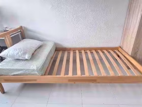 单间出租 • 三巴旺 • 173 Woodlands Street 13 • S$500 • 3房(2臥室) • 普通房 照片