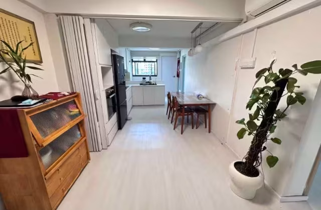 整套出租 • 金文泰 • 1 Telok Blangah Crescent • S$4000 • 3房(2臥室) • 900ft² / 83m²