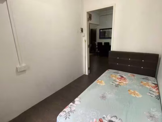 单间出租 • 武吉知马 •  East Grove • S$999 • 共管公寓 • 普通房 照片