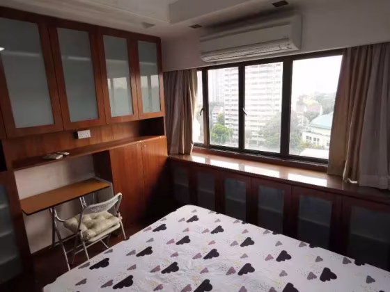 单间出租 • 马林百列 •  Braddell View • S$1400 • 共管公寓 • 普通房 照片