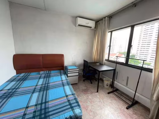 单间出租 • 马林百列 •  Braddell View • S$1400 • 共管公寓 • 普通房 照片