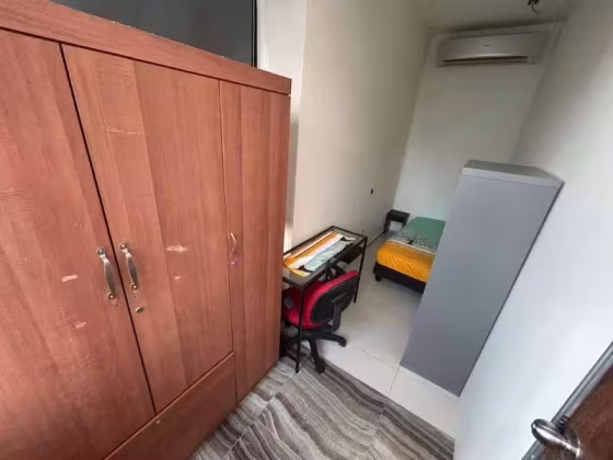 单间出租 • 纽顿 •  Balestier Plaza • S$1100 • 共管公寓 • 普通房 照片