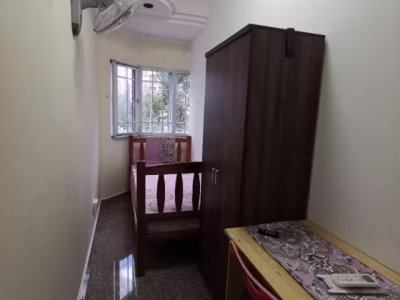 单间出租 • 纽顿 •  Kim Keat House • S$950 • 共管公寓 • 普通房 照片