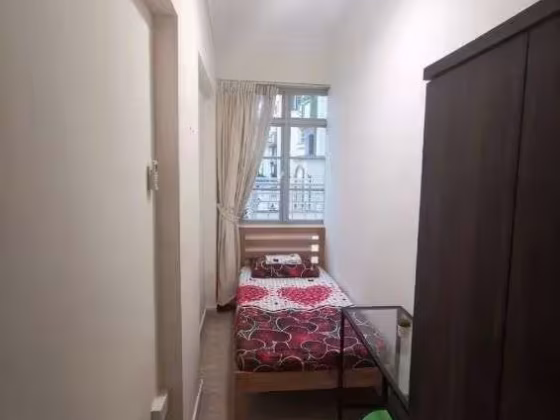 单间出租 • 兀兰 •  Pinetree Condo • S$980 • 共管公寓 • 普通房 照片