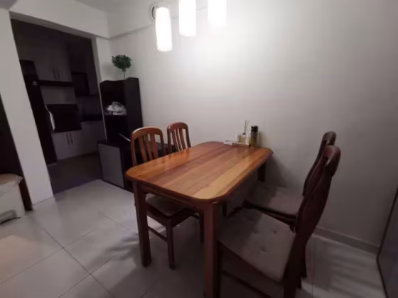 单间出租 • 金文泰 • 107 Spottiswoode Park Road • S$1080 • 共管公寓 • 普通房 照片