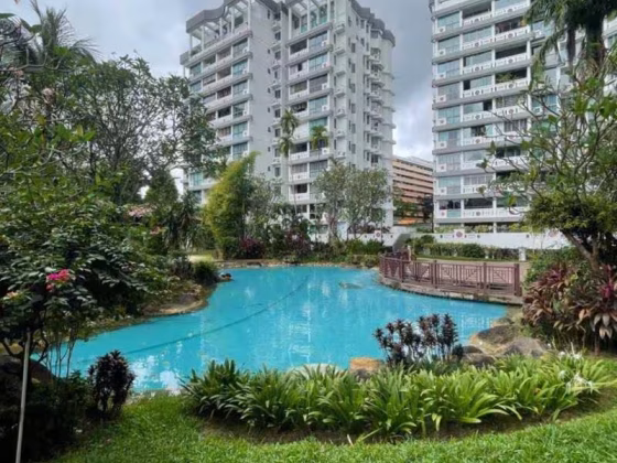 单间出租 • 梧槽 •  Orchid Park Condominium • S$500 • 共管公寓 • 佣人房 照片