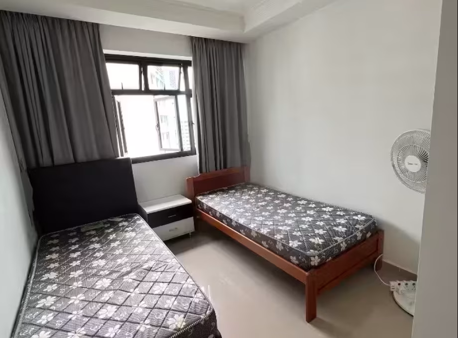 单间出租 • 梧槽 • 507A Yishun Avenue 4 • S$1000 • 4房(3臥室) • 普通房 照片