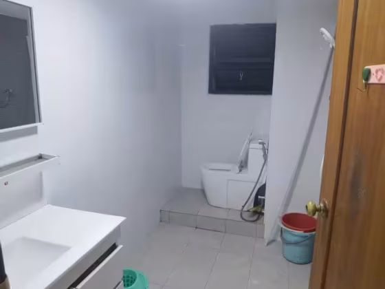 单间出租 • 欧南 •  Mansions 28 • S$1500 • 住宅公寓 • 主人房 照片