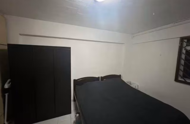 单间出租 • 梧槽 • 172 Yishun Avenue 7 • S$1100 • 4房(3臥室) • 普通房