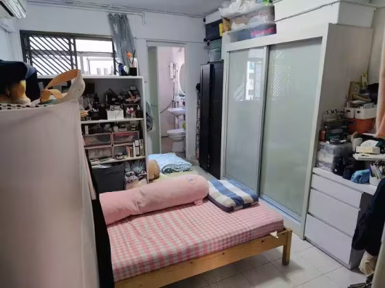 单间出租 • 梧槽 • 172 Yishun Avenue 7 • S$1100 • 4房(3臥室) • 普通房 照片