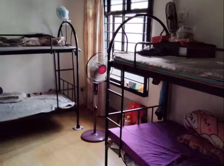 单间出租 • 林厝港 • 268B Boon Lay Drive • S$500 • 5房(4臥室) • 普通房 照片