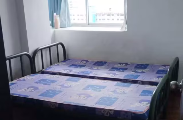 单间出租 • 乌节 • 218 Ang Mo Kio Avenue 1 • S$1000 • 3房(2臥室) • 普通房