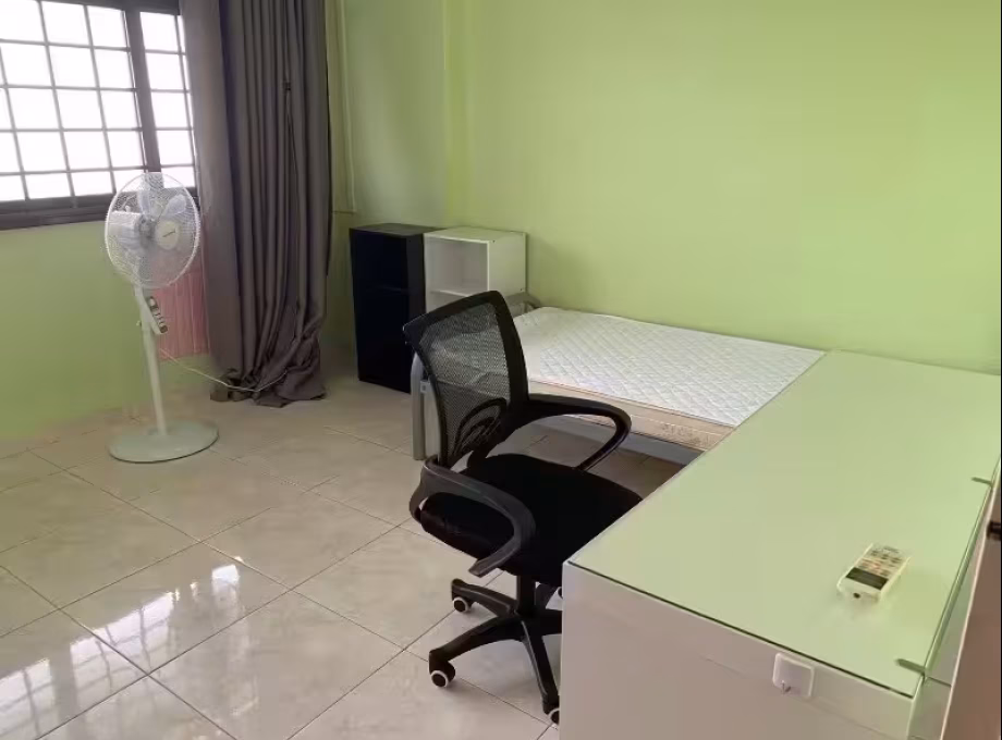 单间出租 • 芽笼 • 627 Choa Chu Kang Street 62 • S$800 • 4房(3臥室) • 普通房 照片