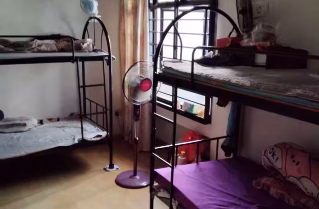 单间出租 • 林厝港 • 268B Boon Lay Drive • S$500 • 5房(4臥室) • 普通房