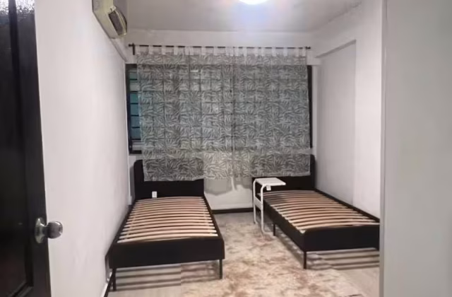 单间出租 • 芽笼 • 250 Choa Chu Kang Avenue 2 • S$500 • 3房(2臥室) • 普通房