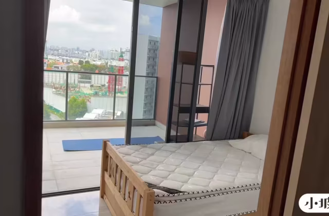 单间出租 • 中央集水区 •  Affinity At Serangoon • S$1300 • 住宅公寓 • 普通房