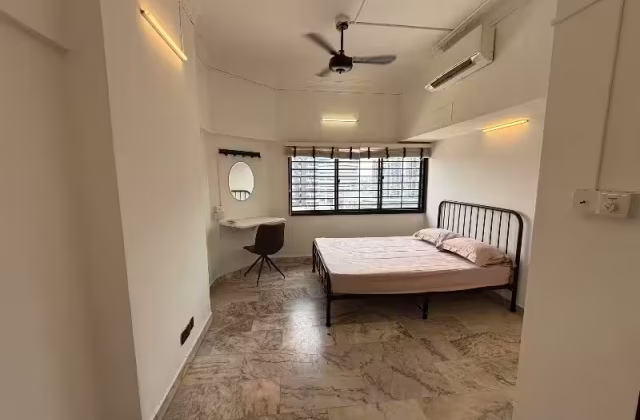 单间出租 • 博物馆 •  Textile Centre • S$2300 • 住宅公寓 • 主人房