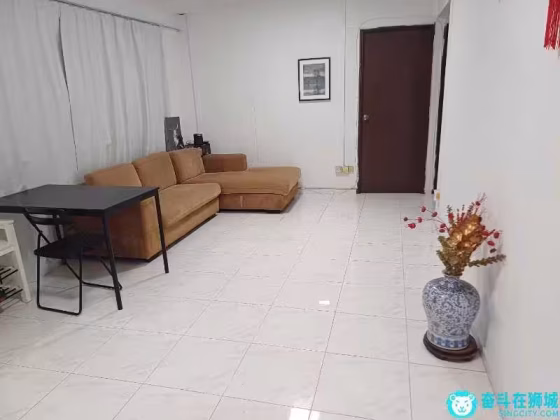 单间出租 • 红山 • 620 Bukit Panjang Ring Road • S$800 • 4房(3臥室) • 普通房 照片