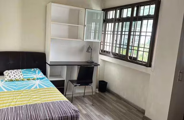 单间出租 • 林厝港 • 688 Jurong West Central 1 • S$850 • 3房(2臥室) • 普通房