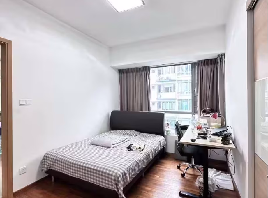 单间出租 • 金文泰 •  The Infiniti • S$2300 • 住宅公寓 • 主人房 照片