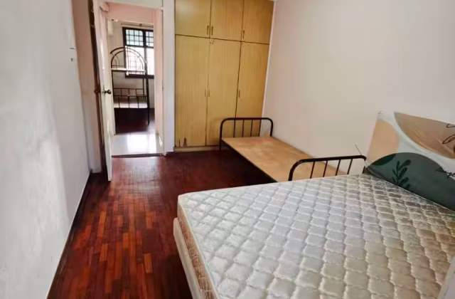 单间出租 • 中央集水区 • 154 Serangoon North Avenue 1 • S$1200 • 3房(2臥室) • 佣人房