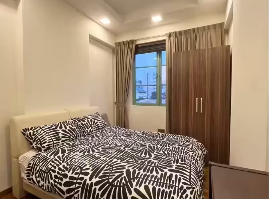 单间出租 • 欧南 •  The Sunny Spring • S$1250 • 住宅公寓 • 普通房 照片