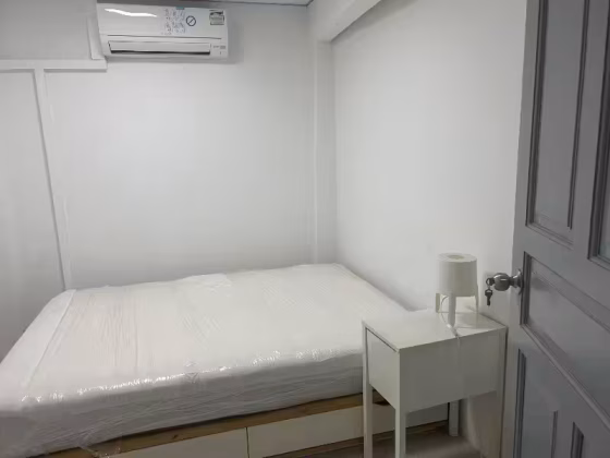 单间出租 • 欧南 •  Canberlin Lodge • S$900 • 联排排屋 • 佣人房 照片