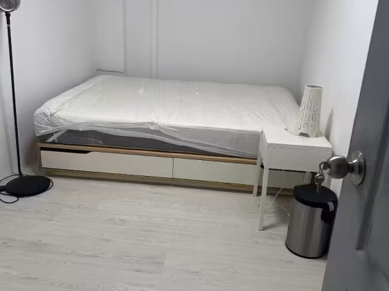 单间出租 • 欧南 •  Canberlin Lodge • S$900 • 联排排屋 • 佣人房 照片