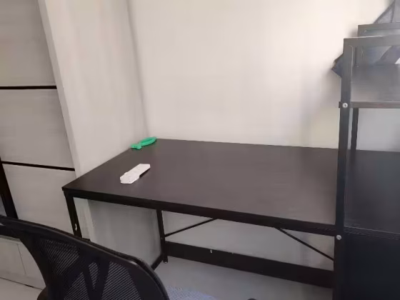 单间出租 • 梧槽 • 458 Yishun Avenue 11 • S$800 • 4房(3臥室) • 普通房 照片