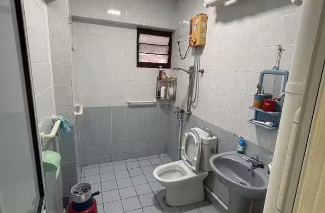 单间出租 • 武吉知马 • 769 Bedok Reservoir View • S$1000 • 4房(3臥室) • 普通房