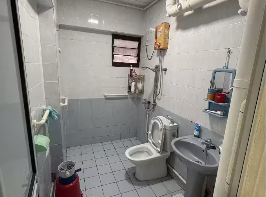 单间出租 • 武吉知马 • 769 Bedok Reservoir View • S$1000 • 4房(3臥室) • 普通房 照片