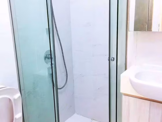 单间出租 • 欧南 •  Park 1 Suites • S$1680 • 住宅公寓 • 主人房 照片