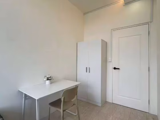 单间出租 • 欧南 •  Guillemard Court • S$1000 • 住宅公寓 • 普通房 照片