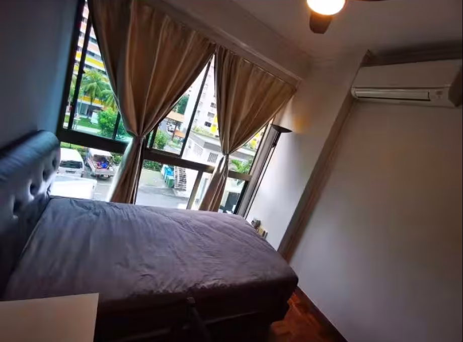 单间出租 • 梧槽 •  Orchid Park Condominium • S$1000 • 共管公寓 • 普通房 照片
