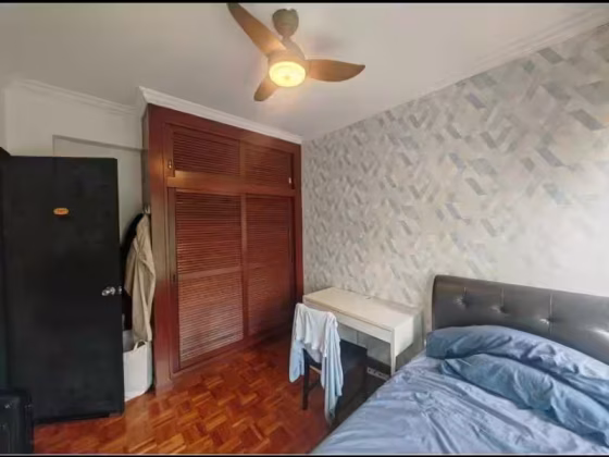 单间出租 • 梧槽 •  Orchid Park Condominium • S$1000 • 共管公寓 • 普通房 照片