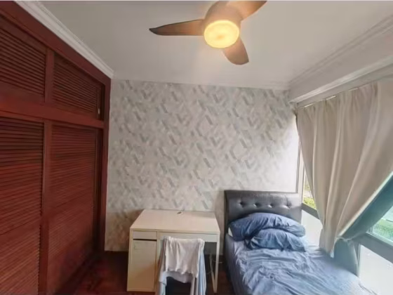 单间出租 • 梧槽 •  Orchid Park Condominium • S$1000 • 共管公寓 • 普通房 照片
