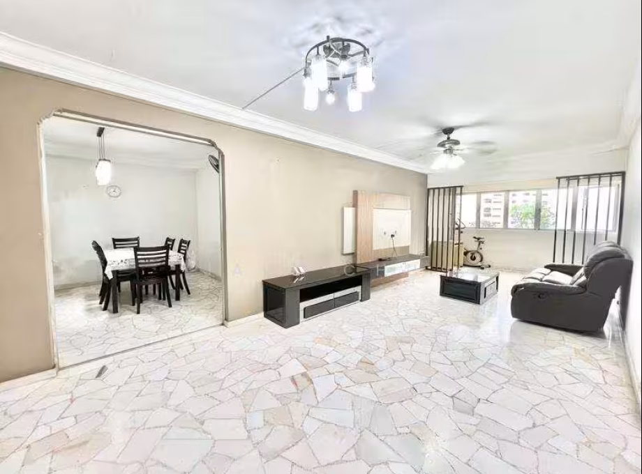 整套出租 • 芽笼 • 343 Choa Chu Kang Loop • S$3850 • 5房(4臥室) • 1335ft² / 124m² 照片
