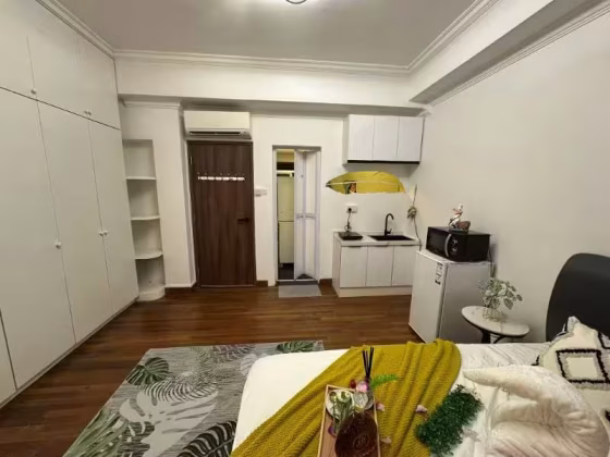 单间出租 • 武吉知马 •  Kew Residencia • S$1968 • 联排排屋 • 主人房 照片