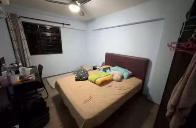单间出租 • 武吉巴督 • 348 Bukit Batok Street 34 • S$950 • 4房(3臥室) • 普通房
