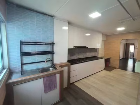 单间出租 • 梧槽 • 130 Yishun Street 11 • S$800 • 3房(2臥室) • 普通房 照片