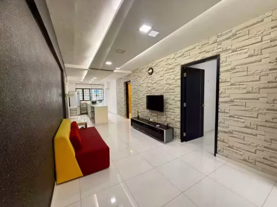 整套出租 • 欧南 • 99 Aljunied Crescent • S$3200 • 3房(2臥室) • 721ft² / 66m² 照片