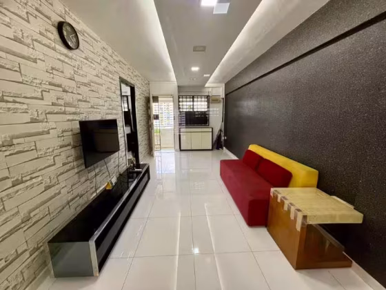 整套出租 • 欧南 • 99 Aljunied Crescent • S$3200 • 3房(2臥室) • 721ft² / 66m² 照片